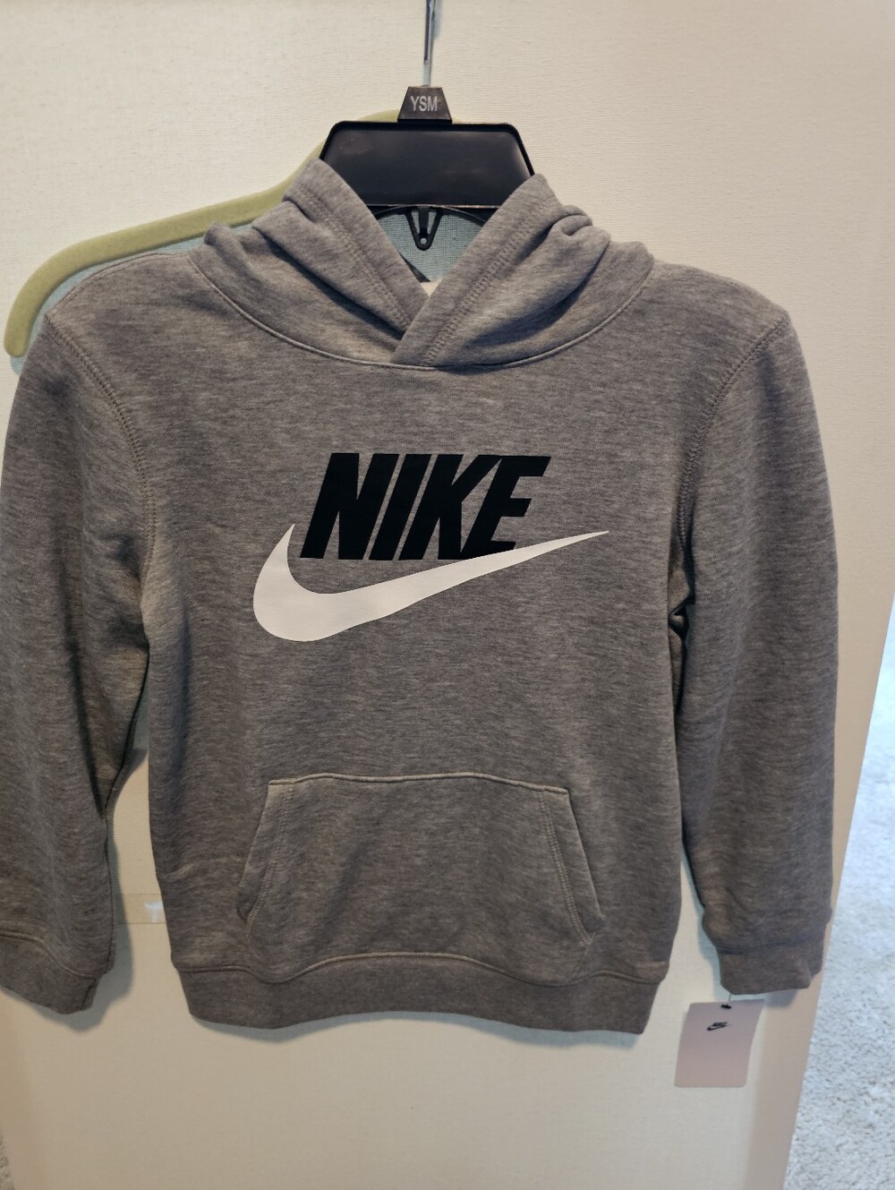 Nike Little Boy's Sportswear Club Fleece Pullover Hoodie Size 7 Carbon Heather